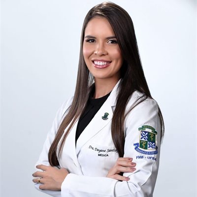 Dra. Dayane Santiago, pediatria na Clínica Crescer, em Serrinha (BA)