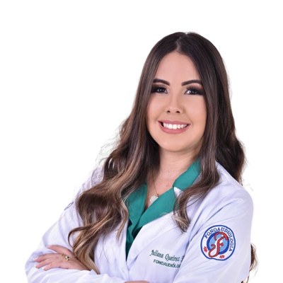 Juliana Queiroz, fonoaudiologia na Clínica Crescer, em Serrinha (BA)